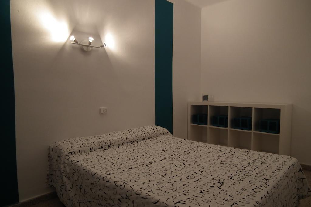 Hostal San Carlos Hotel Lloret de Mar Quarto foto